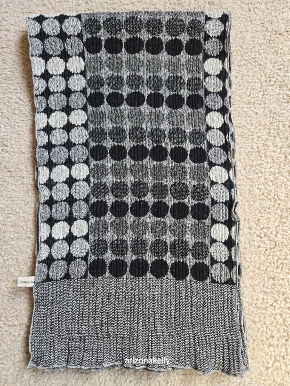 NWOT Nuno for MoMA Wool Scarf Japan Design Mid-Century Retro Circles - Picture 7 of 10